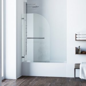 Bathtub with door